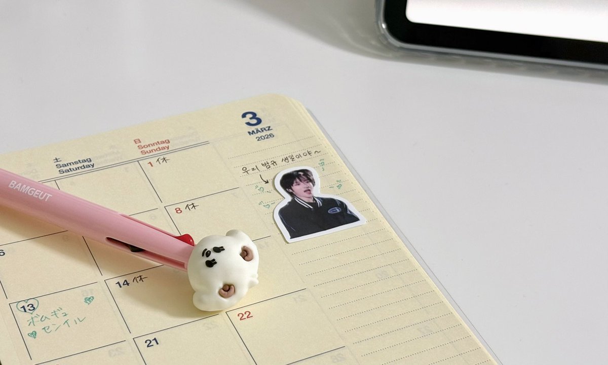 𝘮𝘪𝘯𝘢🌙*ﾟ tweet media