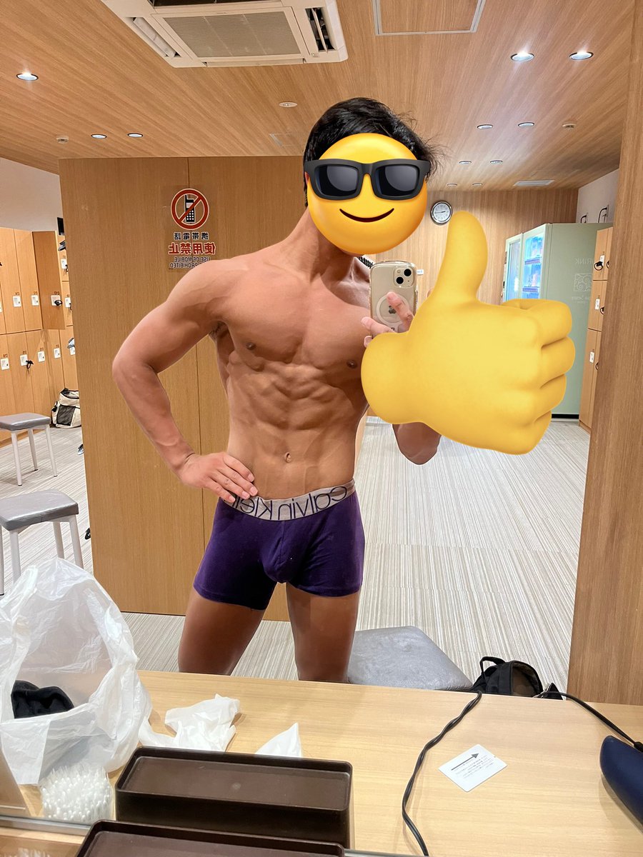 HtR68e's tweet photo. 減量の時のサウナ��
水抜けて腹筋バキバキ
筋肉好きからのフォローといいね多くて嬉しいです！
#筋トレ男子 #裏垢男子 #筋肉 #Training #gym https://t.co/piHiiabMH7