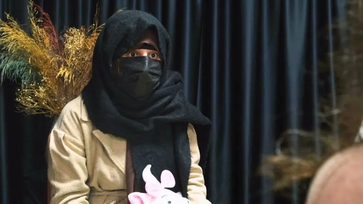 Kuran'a Hizmet Vakfı yöneticisi tarafından cinsel istismara uğrayan kız çocuğu ve adalet nöbeti tutan anne İstanbul'da sahilde ölü bulundu!
cumhuriyet.com.tr/turkiye/zeytin…