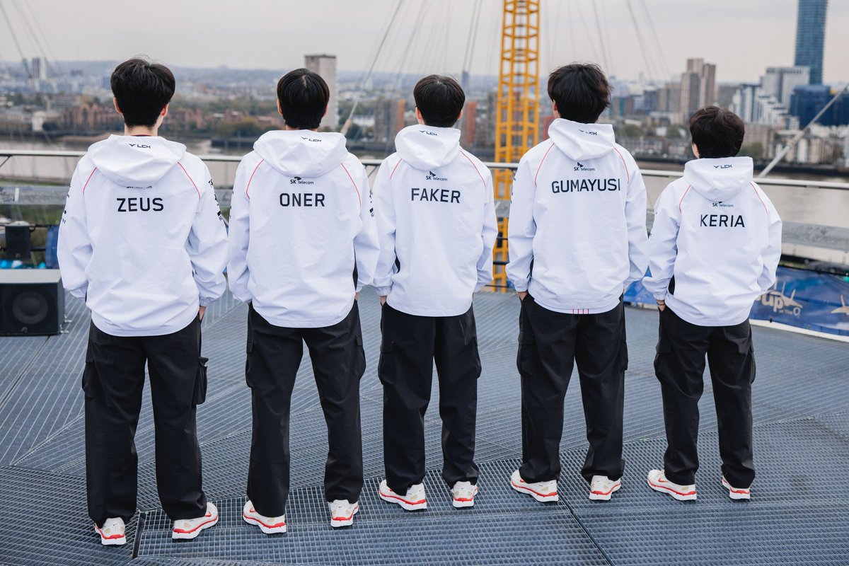 🚨LoL Esports World Cup revamp: 16 teams &amp; Max 3 from one club––perfect for #zofgk reunion!

Zeus: Eternal God-King or T1 exclusive? 🏆
Gumayusi+Keria bot > Peyz+Keria? 👀

Sheep Esports fan vote: ZOFGK dominates Korea roster!

ZOFGK Glory Reborn? Drop your hype &amp; predictions!👇