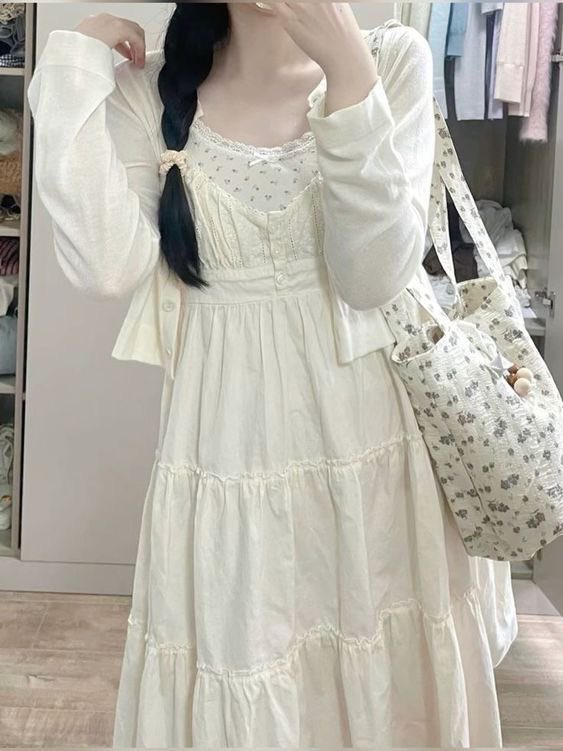 flower_ou123's tweet photo. 모리걸+데일리+러블리 랜박 랜덤박스 ⋆˚𝜗𝜚˚⋆

price 5.0 => 3벌

코디셋으로 보내드려요! 코디 고민 없이 받으신 그대로 착용하시면 됩니다🎀
화이트, 아이보�� 등 밝은 계열로 들어가요🤍

랜박 후기는 타래 봐주세요!

#벼룩 #옷벼룩 빈티지 https://t.co/WbnIa7SwIG