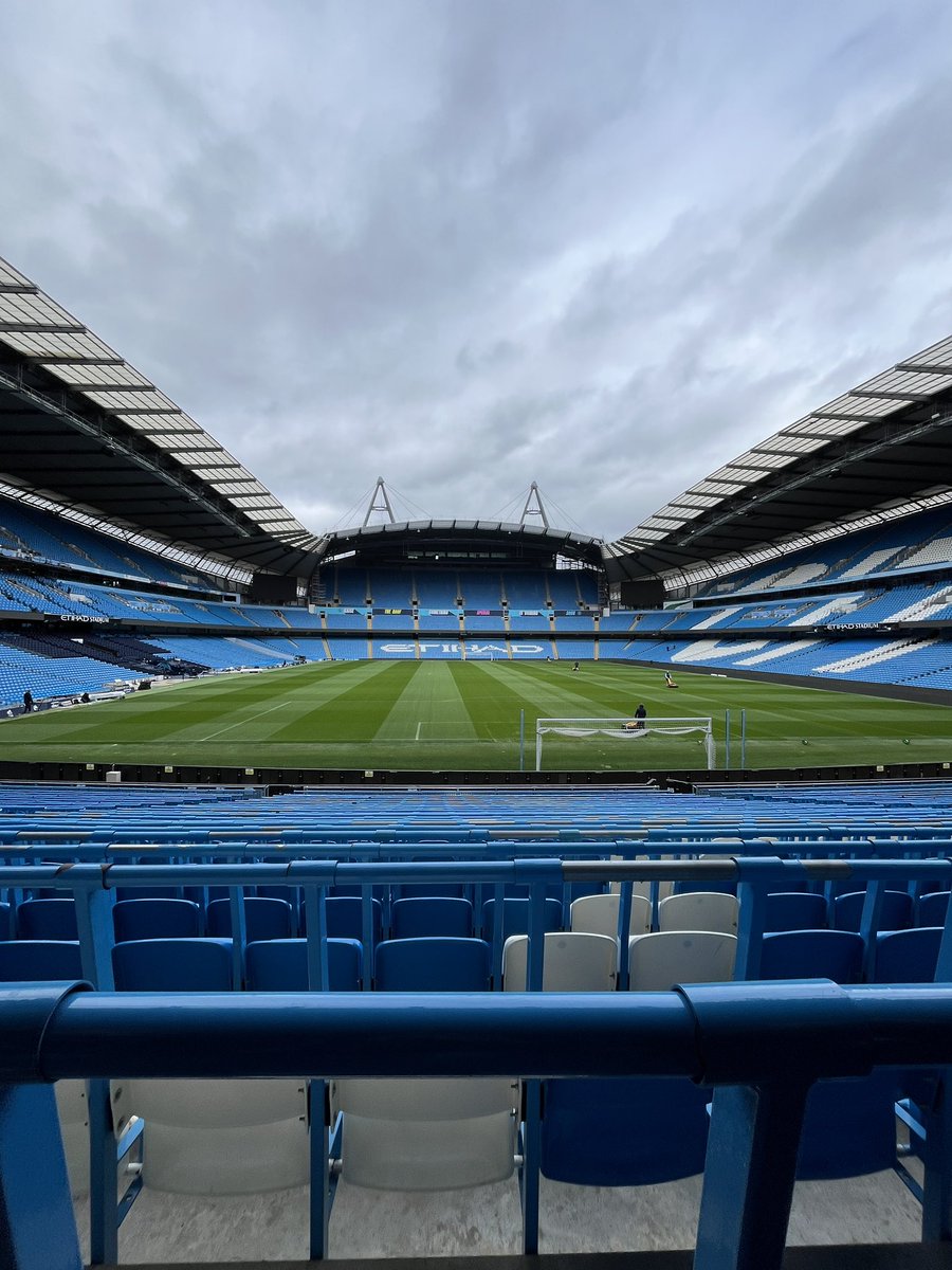HarryeJourno's tweet photo. Brilliant day yesterday in Manchester with a great tour of the Etihad Stadium and the National Football Museum. ⚽️

Big thanks to @BASportsJourno for sorting it all out and giving us this great opportunity 🤝 https://t.co/GHmy8KdFeP