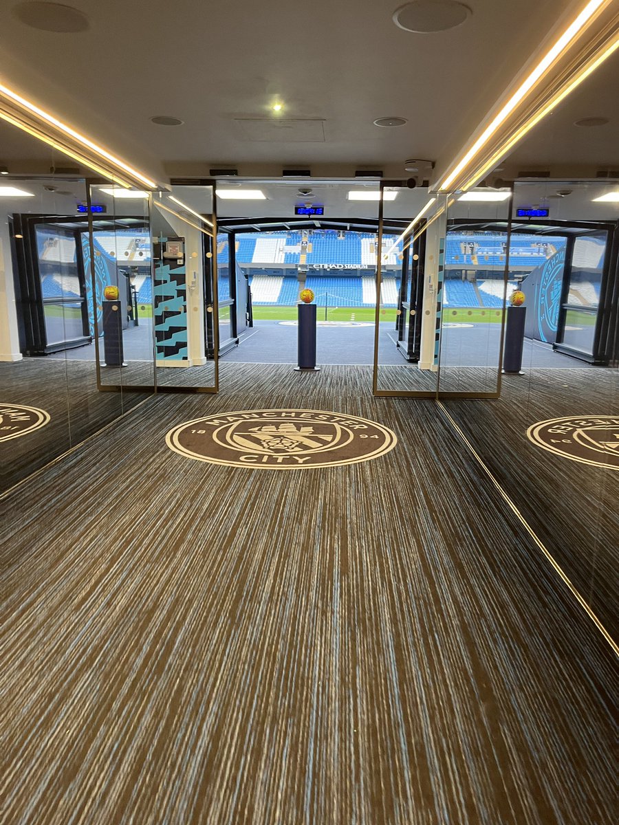 HarryeJourno's tweet photo. Brilliant day yesterday in Manchester with a great tour of the Etihad Stadium and the National Football Museum. ⚽️

Big thanks to @BASportsJourno for sorting it all out and giving us this great opportunity 🤝 https://t.co/GHmy8KdFeP