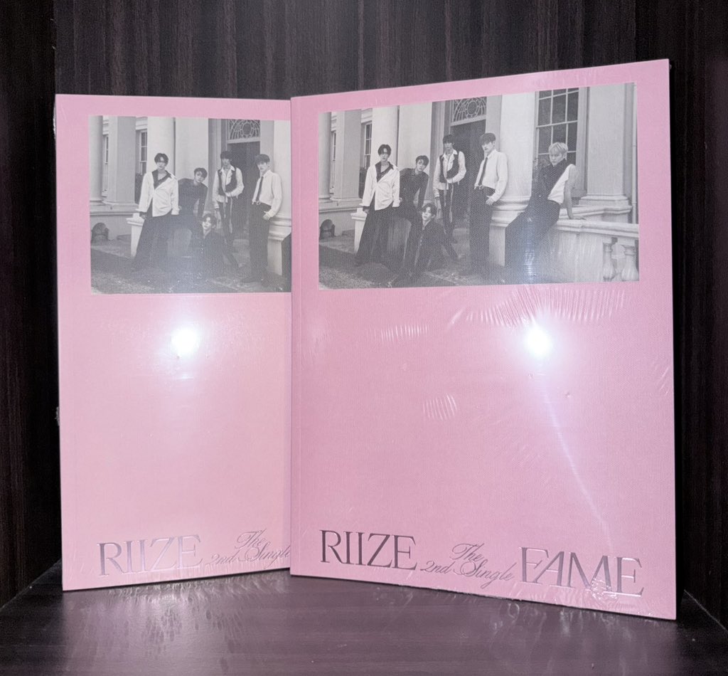 ph_baek's tweet photo. #PHBaek_OnhandSale WTS | LFB 

3.3 SALE 🌸

 ｡⁠*ﾟ✧  RIIZE ‘FAME’ Sealed Album

🌟₱330 ea

MOD: SCO|J&amp;T|SDD within Metro Manila
MOP: Gcash | BPI | Maya

SHOPEE COD: https://t.co/ESYsof0BJC https://t.co/vuGX8u9rAx