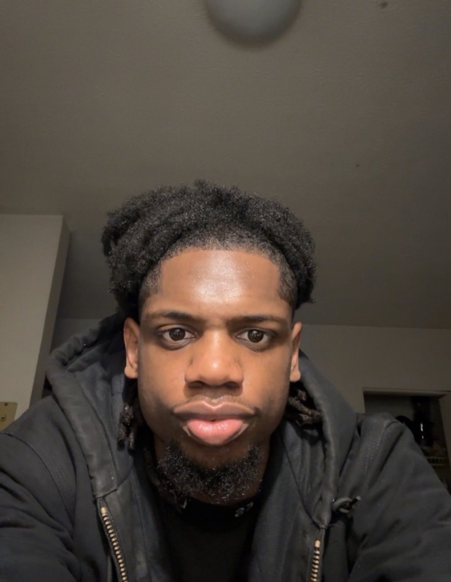 Qburke_'s tweet photo. 25 in a couple days 🏄🏾‍♂️🏄🏾‍♂️ https://t.co/Jm5QWb7Ha5