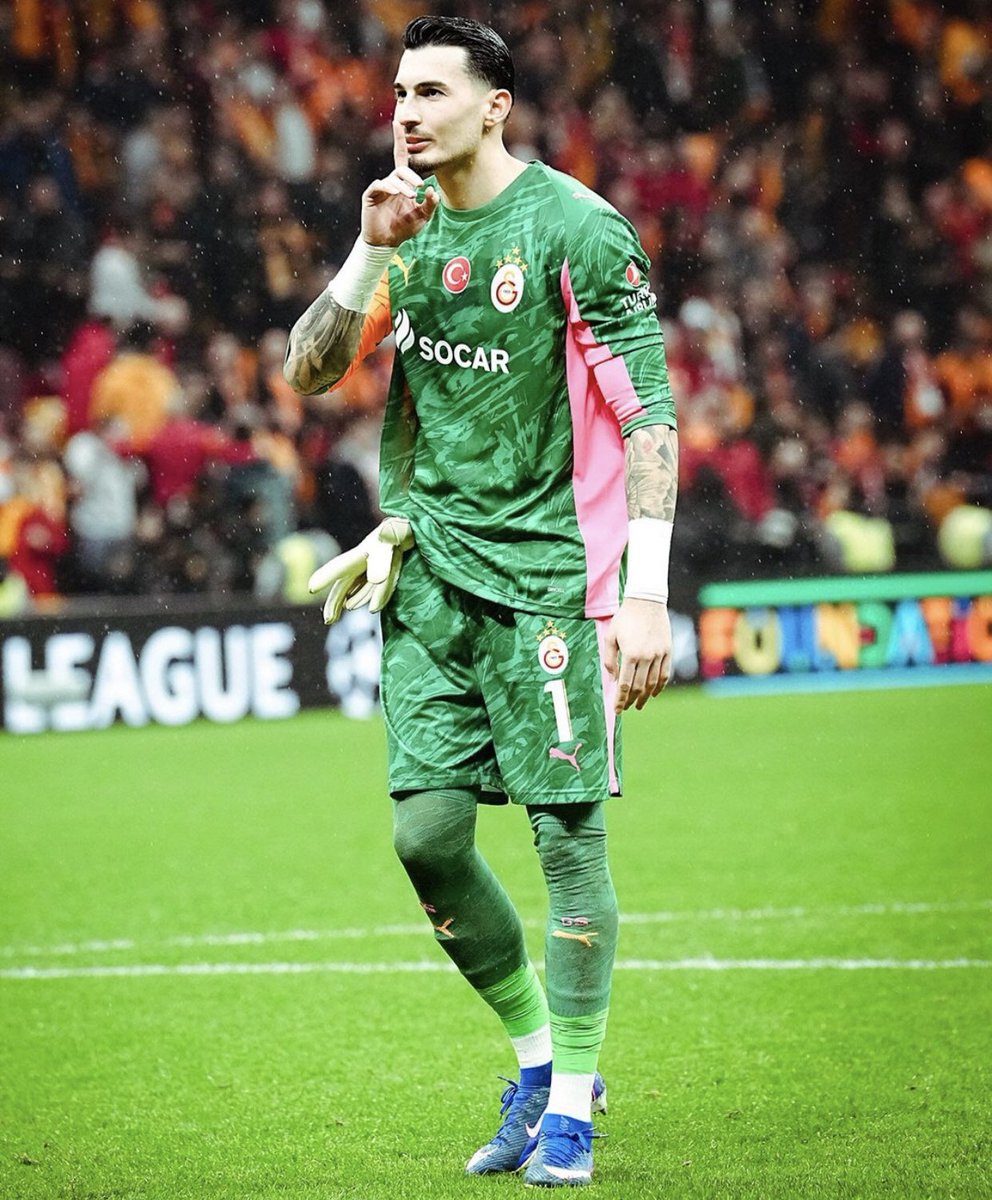 Dursun Özbek: "Evet, Uğurcan’a iyi bir bonservis ödedik fakat Galatasaray bize bir emanet 80 kere düşünüp ona göre hareket ediyoruz. O gün en iyi tercih Uğurcan Çakır’dı. Uğurcan bana göre mükemmel bir katkı verdi. İyi ki almışız, diyorum." (Ali Naci Küçük)