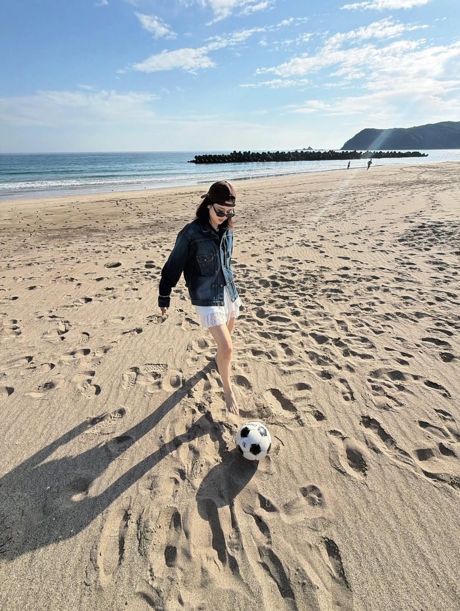 六角マイケル! tweet media