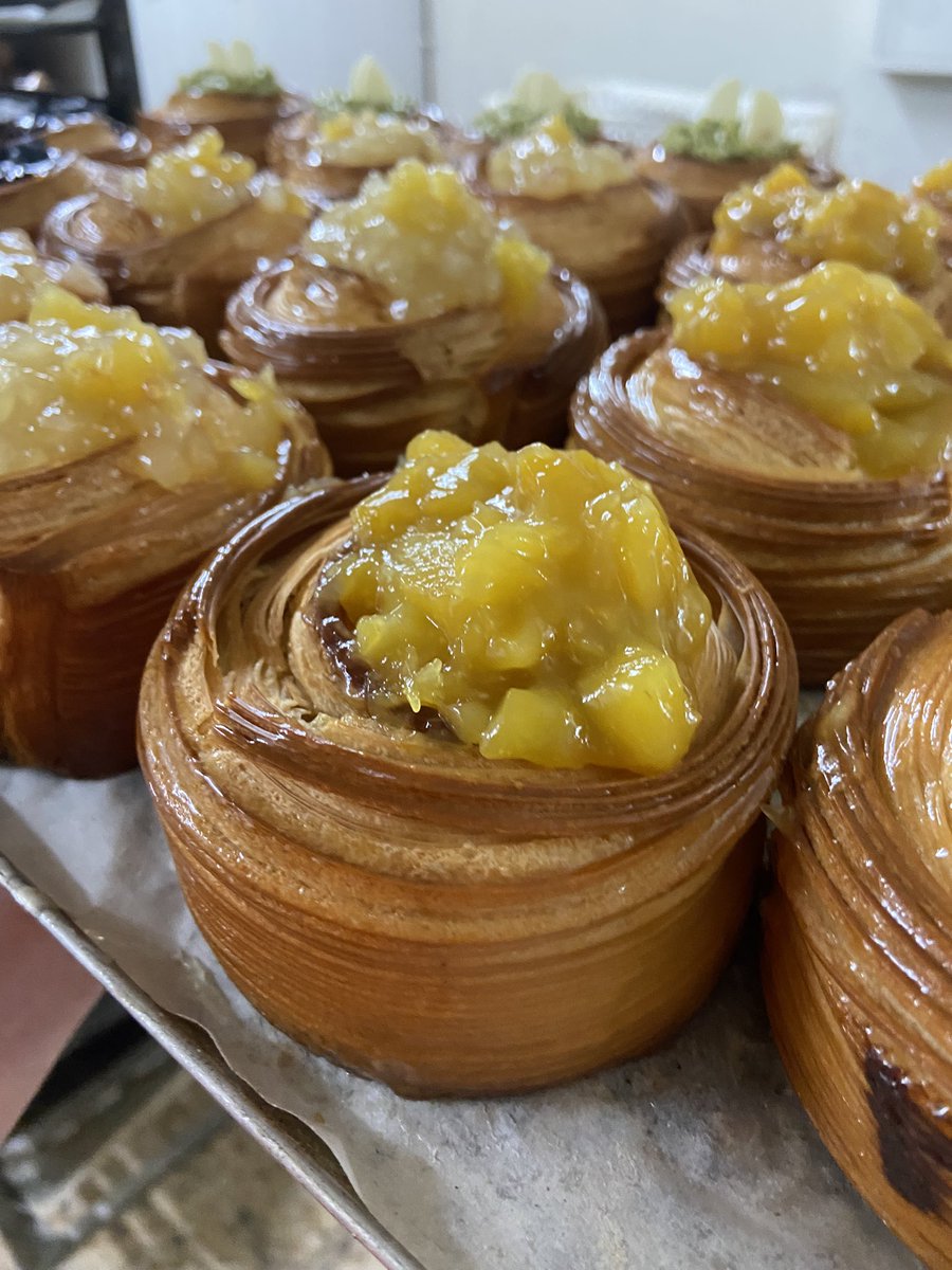 hornodejulia tweet media