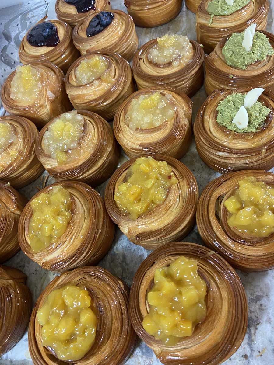 hornodejulia tweet media