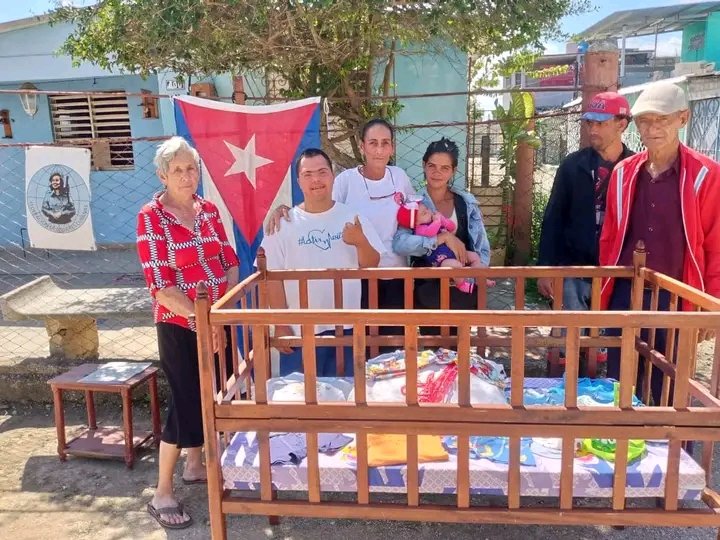 odelsysfmc's tweet photo. #FMC65 Muchas felicidades para todas las mujeres avileñas que #SinPerderUnDia Continúan aportando al desarrolló del país.
#MujeresEnRevolución
#CiegodeAvila
#Cuba 🇨🇺
@FMC_Cuba
@TeresaBoue
@JHGcasanova https://t.co/0AGVEYjlkh
