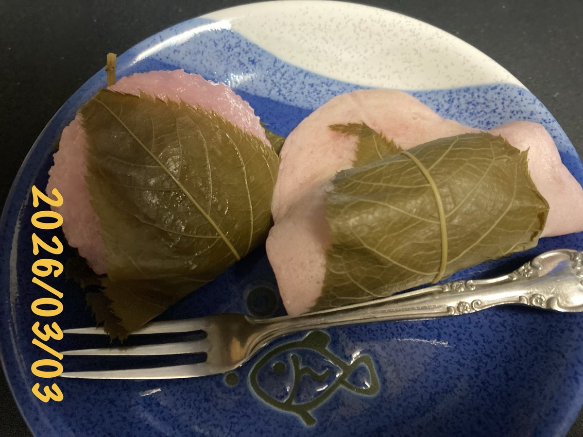 桜餅。 関東バージョンと 関西バージョン。