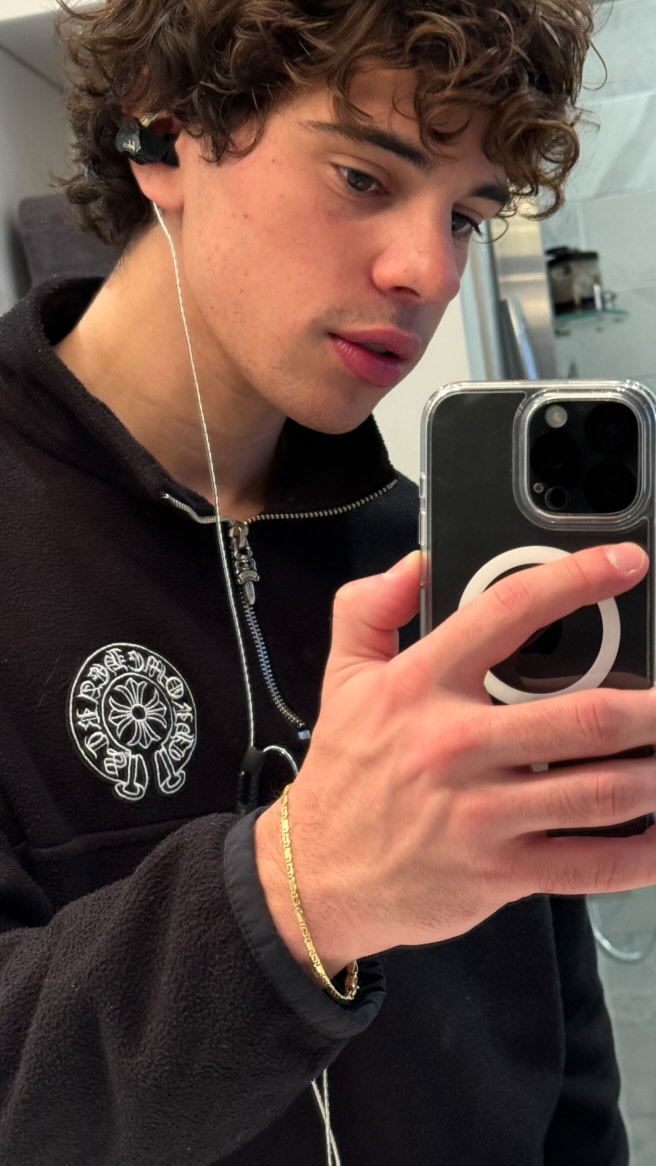 Hisenior-Official tweet media