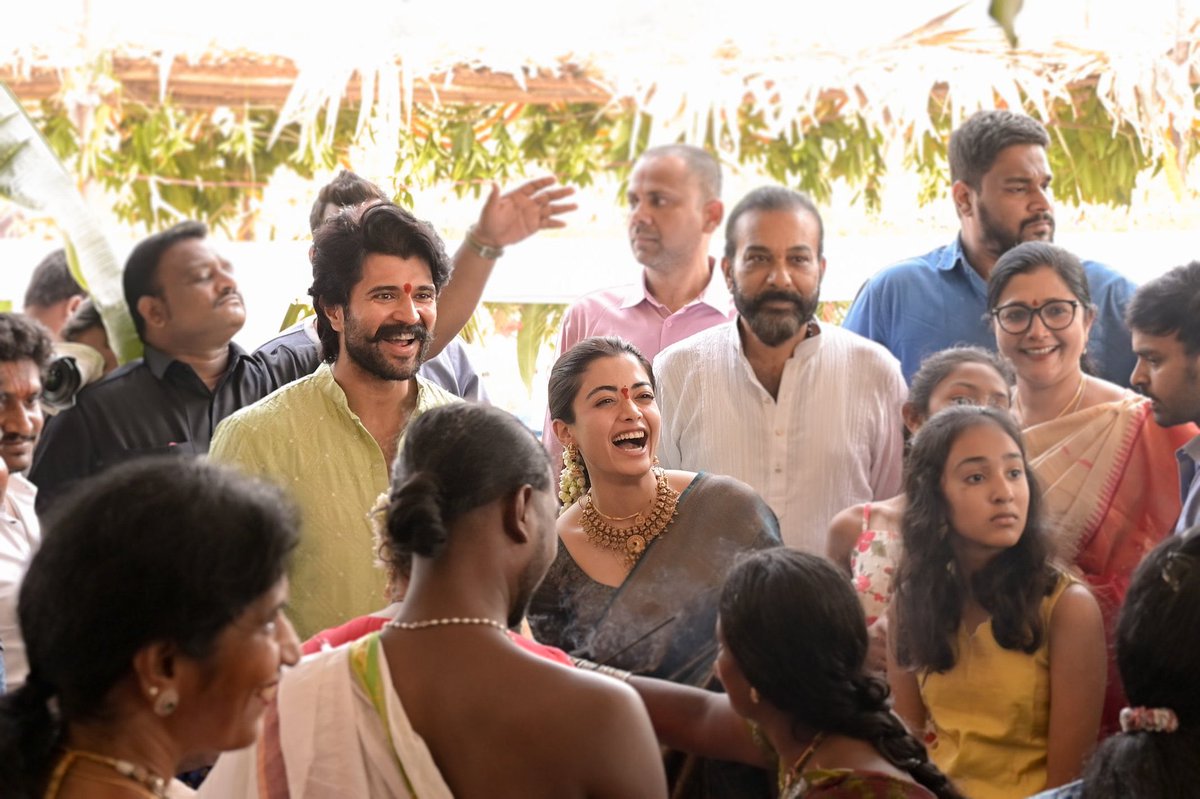 Mana Stars tweet media