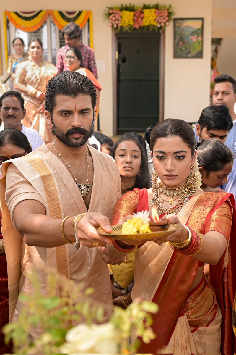 Mana Stars tweet media