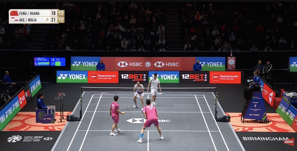 the robustness and diversity of SEA badminton: 
goh soon huat (MAS) coaching an XD pair of: gloria emmanuelle widjaja (INA) and Terry Hee (SGP). truly love seeing this, what a development for the sport of badminton!