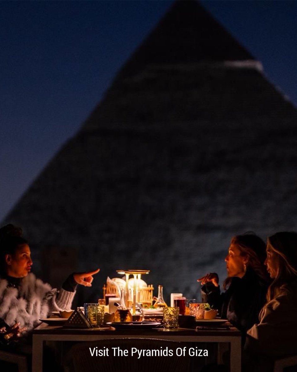 PyramidsOfGiza_'s tweet photo. السحور في مزمزة، أمام أهرامات الجيزة ليلًا. احجز مكانك الآن
استمتع بنكهات لا تُنسى أمام هذا المنظر الخالد

Suhoor at Mazmazza, with the Pyramids at night
Reserve your spot now
Experience flavors as timeless as the view
#VisitthePyramidsofGiza https://t.co/1ckqGGKGKy