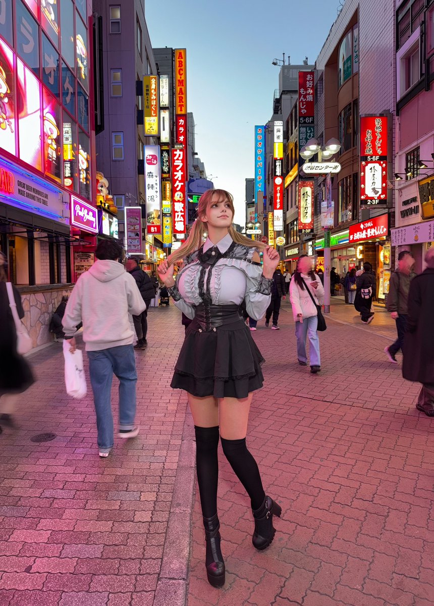 渋谷のランドマーク（190cm）