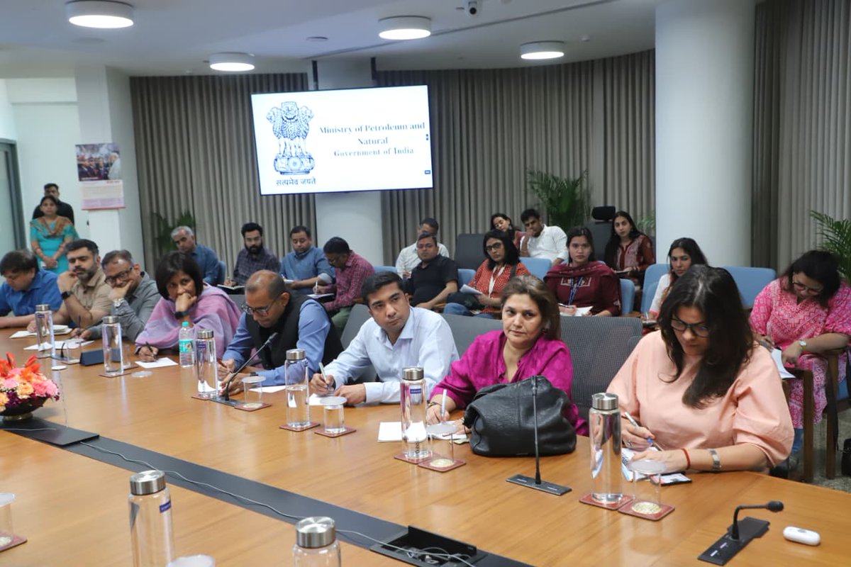 Hardeep Singh Puri tweet media