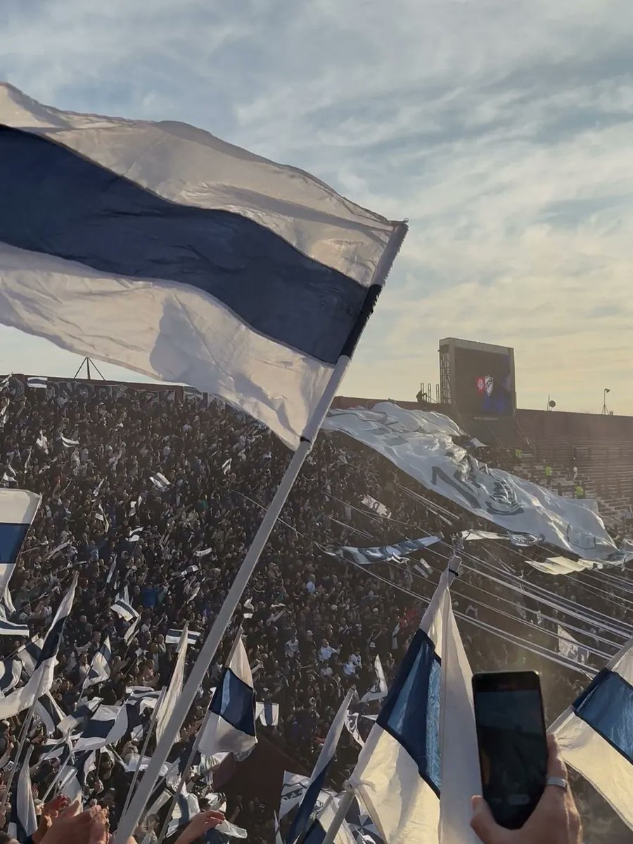 tanito_xavi's tweet photo. #indioskilmes #encasa #eltemplo #siemprehaciendolafiesta #somosprimeros https://t.co/RCEHj7AitR