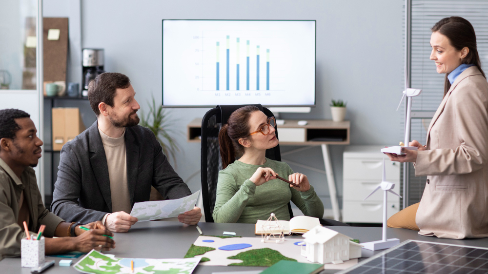AssetAcademy's tweet photo. At #AssetManagementAcademy, there's something for everyone when it comes to course levels. Our courses are:

✨Foundation - beginner
✨Certificate - intermediate
✨Diploma - expert

Find more about our courses here: https://t.co/QOTE6AOxEJ https://t.co/iNilkOsg49