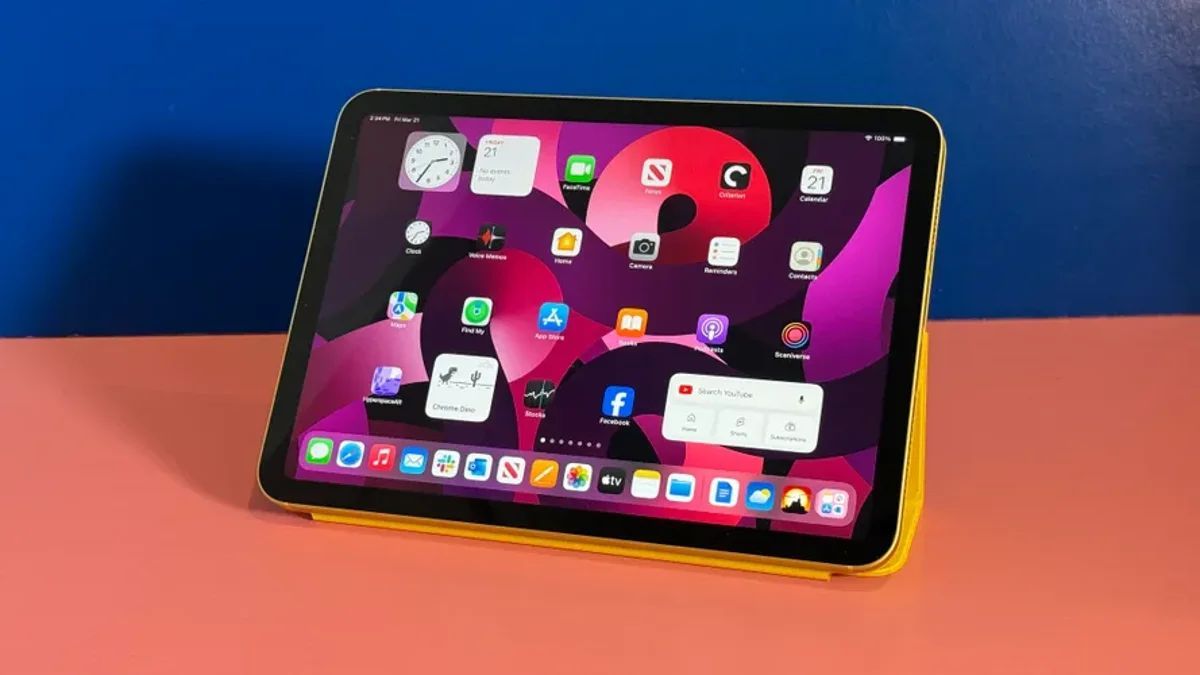 Altechongroup's tweet photo. The iPad Air received a chip bump, but commentary suggests Apple updated the wrong iPad. The most affordable iPad still lacks AI &amp; remains a year older.

Read more: https://t.co/6GKfYJCqaF
#Apple #iPad #iPadAir #TechNews #TabletTech https://t.co/J9o9KyKsBp