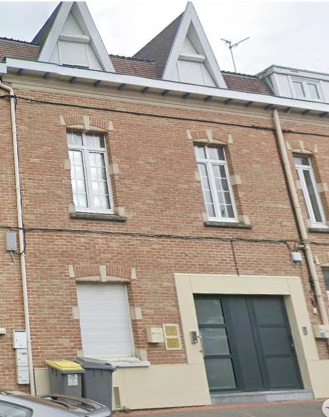 simon_immonetiz's tweet photo. - REUSSITE CLIENT -

750€ d'apport en SCI à l'IS
129.000€ + 100.000€ de travaux

265.000€ d'emprunt sur 15 ans :

🟢 2250€ de loyers
🔴 1491€ de mensualités

📈 +50.000€ de création de valeur
💸 Cash-flow de +750€/mois

👉🏼 Transformation d'une maison en immeuble de rapport de 3 lots
🌟 Loué à du medical
🚀 Secteur à 3000€/m2 (10mn de Lille)