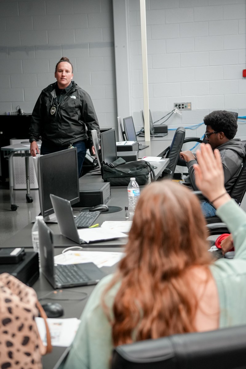 Suffolk Police Department tweet media