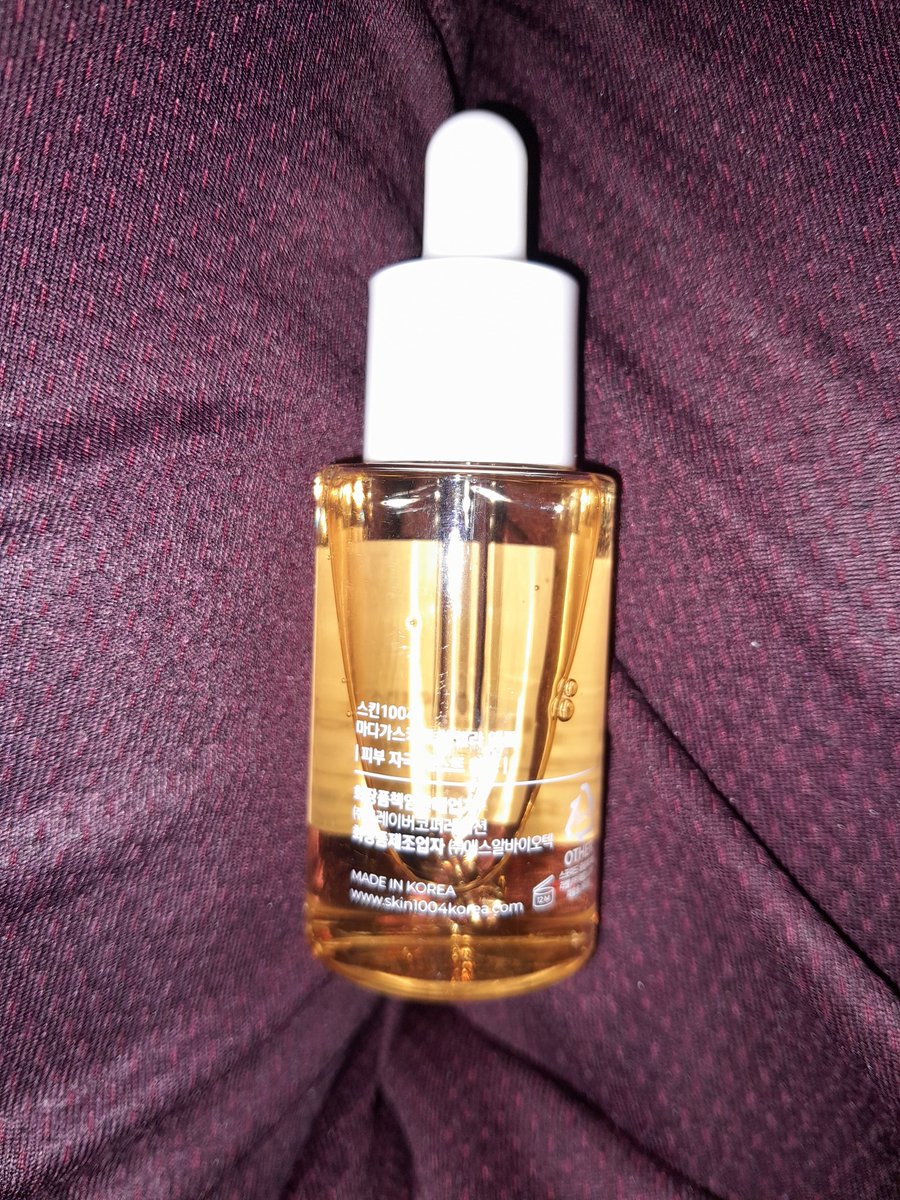 nierrikaa's tweet photo. WTS WANT TO SELL

SKIN1004 CENTELLA AMPOULE 30ML
55K ONLY

belum pernah dibuka karena salah beli

#WTS #WANTTOSELL #ZONAUANG https://t.co/Jzu2pTd9Xx