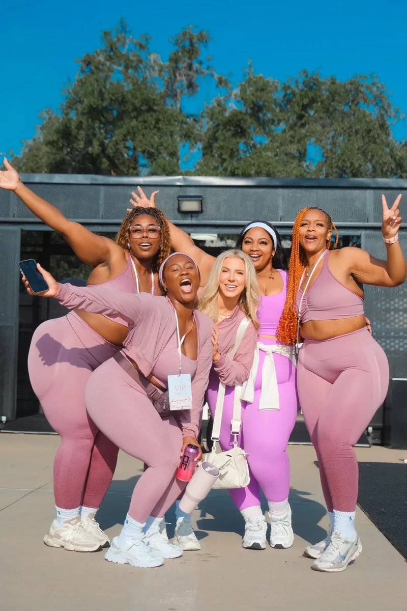 BuffBunny tweet media