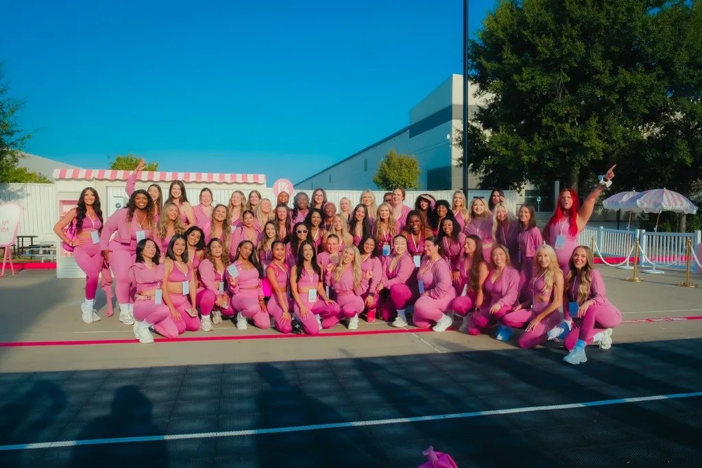 BuffBunny tweet media