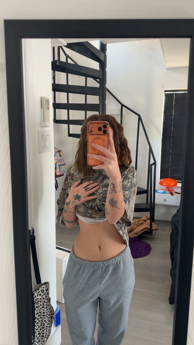 Violet Blake (@violetblakexo) / Posts / X