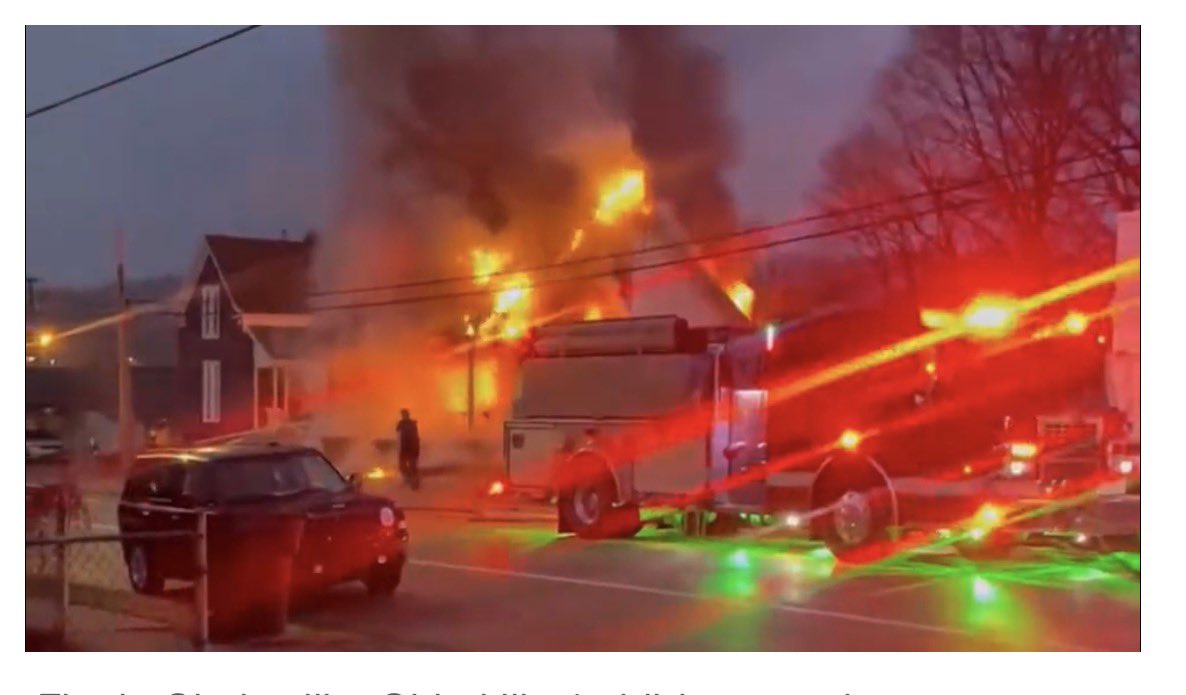 TheSecretList's tweet image. HOUSE FIRE: 4 KIDS &amp;amp; MOM DEAD, 1 KID MISSING. DAD HOSPITALIZED IN SW OHIO. Main Street in Clarksville 0640 Hours-Clinton County NE of Cincinnati. @IAFCFLSS @OhioFire @NFPA @CommonVoices1 @NAofSFM @OhioFireInstruc @OFCA450 @Ohio_pro_ffs #Ohio #firefighters 🙏