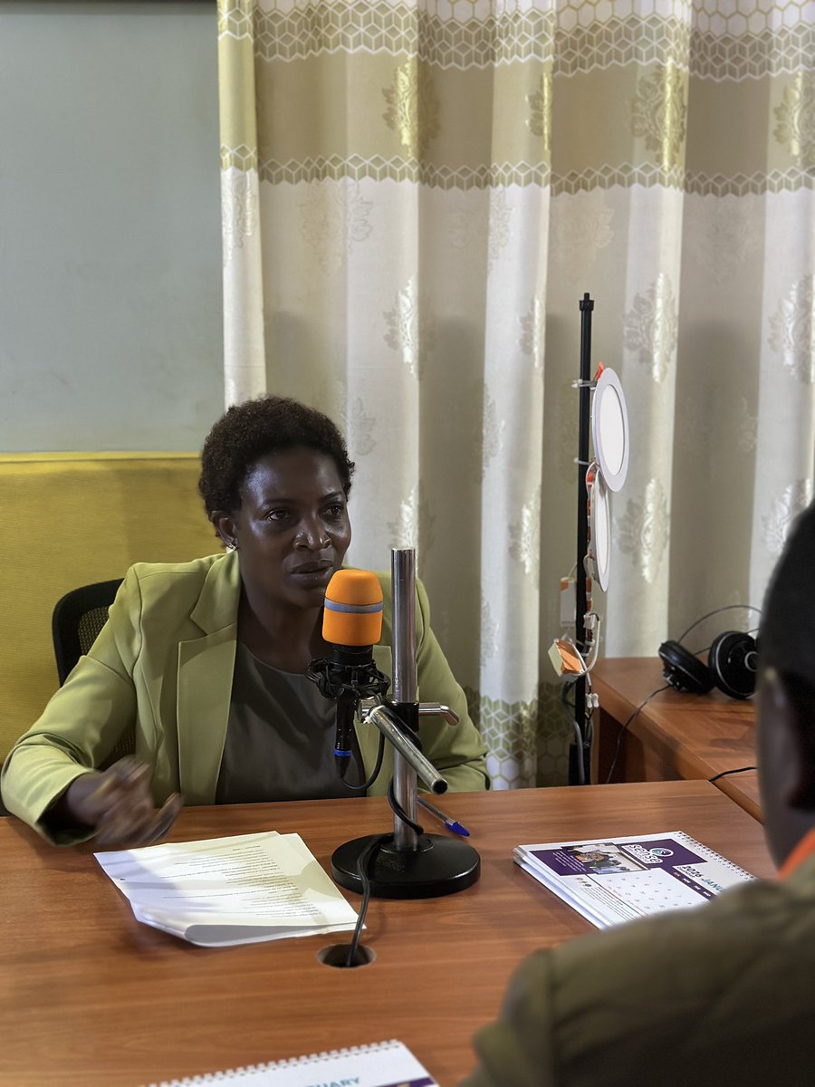 SenseUganda's tweet photo. “As a young woman, once you discover that you are pregnant, it is very important to go to a health facility and begin antenatal care immediately. Many causes of deafblindness and other multisensory impairments can start as early as conception.” Dr. Faith - DHO Masaka https://t.co/Uy9vpkYYze