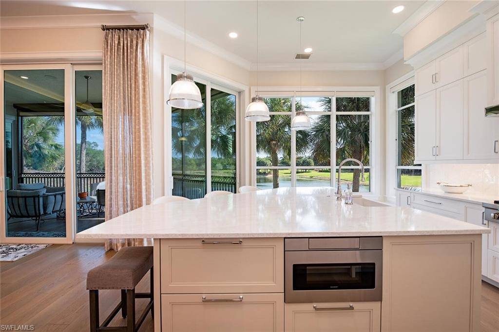 DavidNaplesFL's tweet photo. 🏡✨ SOLD! We're thrilled to announce that this stunning property has found its new owners!

A heartfelt thank you to everyone who showed interest and helped spread the word. It's always a pleasure to connect beautiful homes with their perfect matches. 

Curious about other fantastic opportunities in the area? Let's chat! Reach out anytime at 2392805433.

Explore more here: https://t.co/r1WKMn6lrb

Stay tuned for more dream homes coming your way! 🏠💫