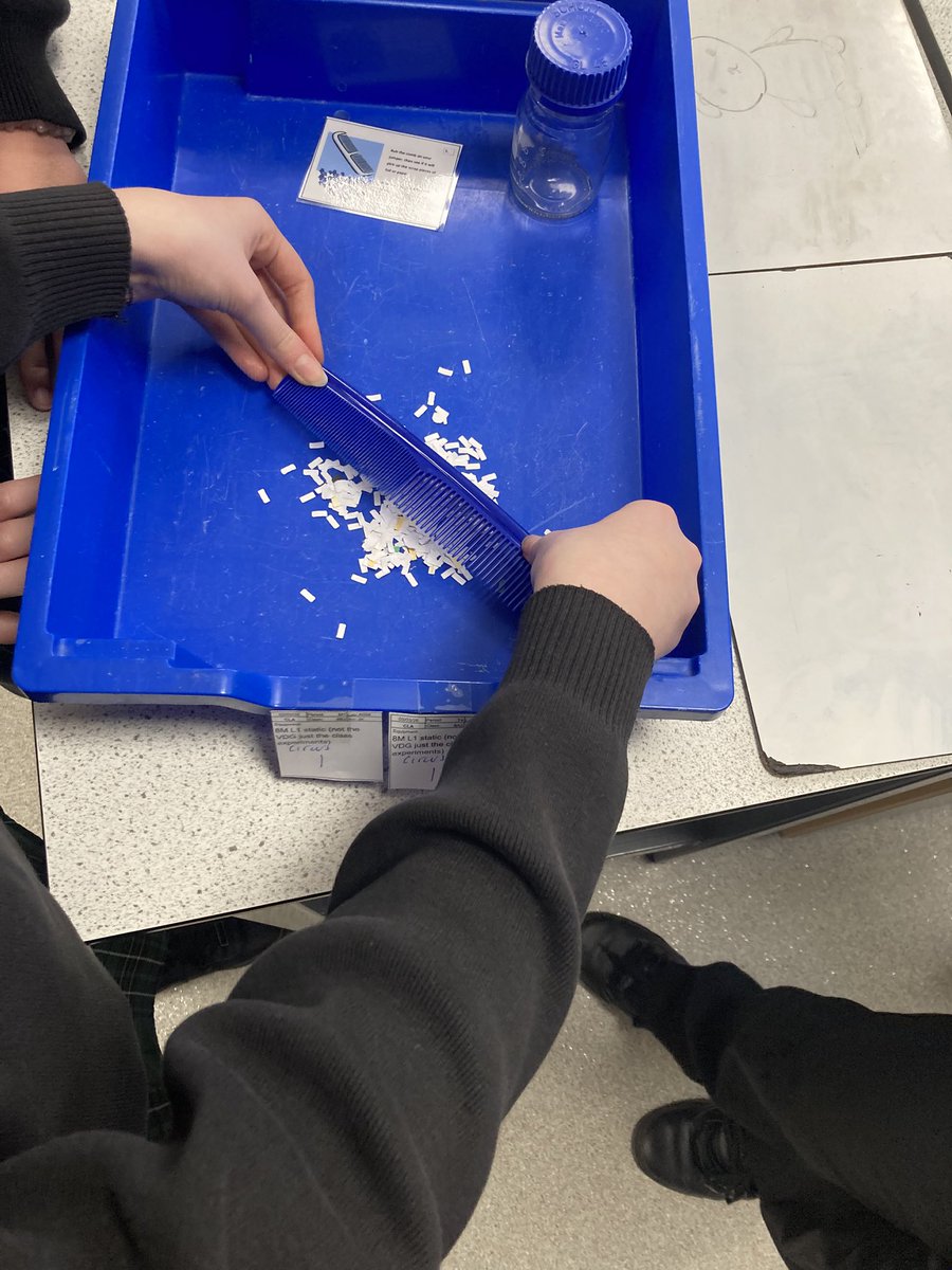 Millais_Science's tweet photo. What is static charge? #MillaisYear8 investigated and described how objects attract and repel #MillaisScience #MillaisAspiration https://t.co/5aM2LISQoh