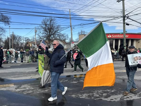 IrishProLifeUSA's tweet photo. Scenes of pure exhilaration at Staten Island’s 2026 St. Patrick’s Parade—honoring Ireland’s patron saint and the beauty of every life celebrated by Irish Pro-Life USA @ProfJoannaHowe @john_mcguirk @Toibin1 @spucprolife @JohnAidanByrne https://t.co/M8zWK62HE3