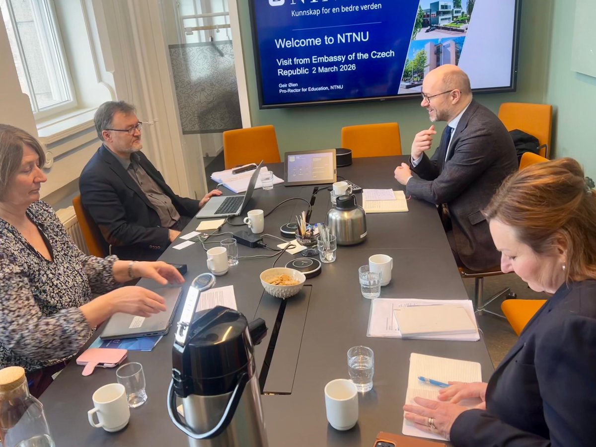 Czech Embassy Oslo tweet media