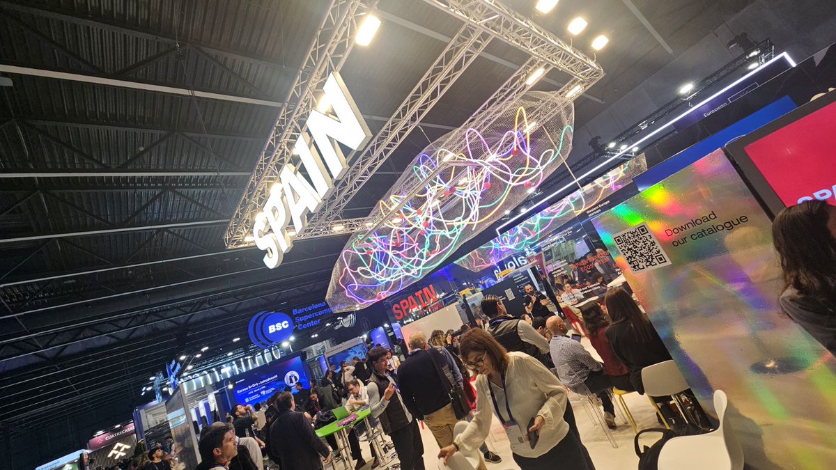 DO IT NOW tweet media