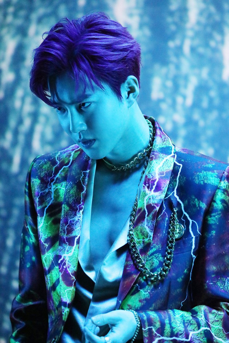 exoticostw's tweet photo. π¨MV λ―Έκ³΅κ° μ»· λλ°©μΆ!π¨
EXO βObsessionβ MV Behind photoπΈ #BALDER
#EXO #μμ #WeAreOneRP #EXOonearewe @twexoticos #OBSESSION #EXODEUX https://t.co/fI2vowysa7
