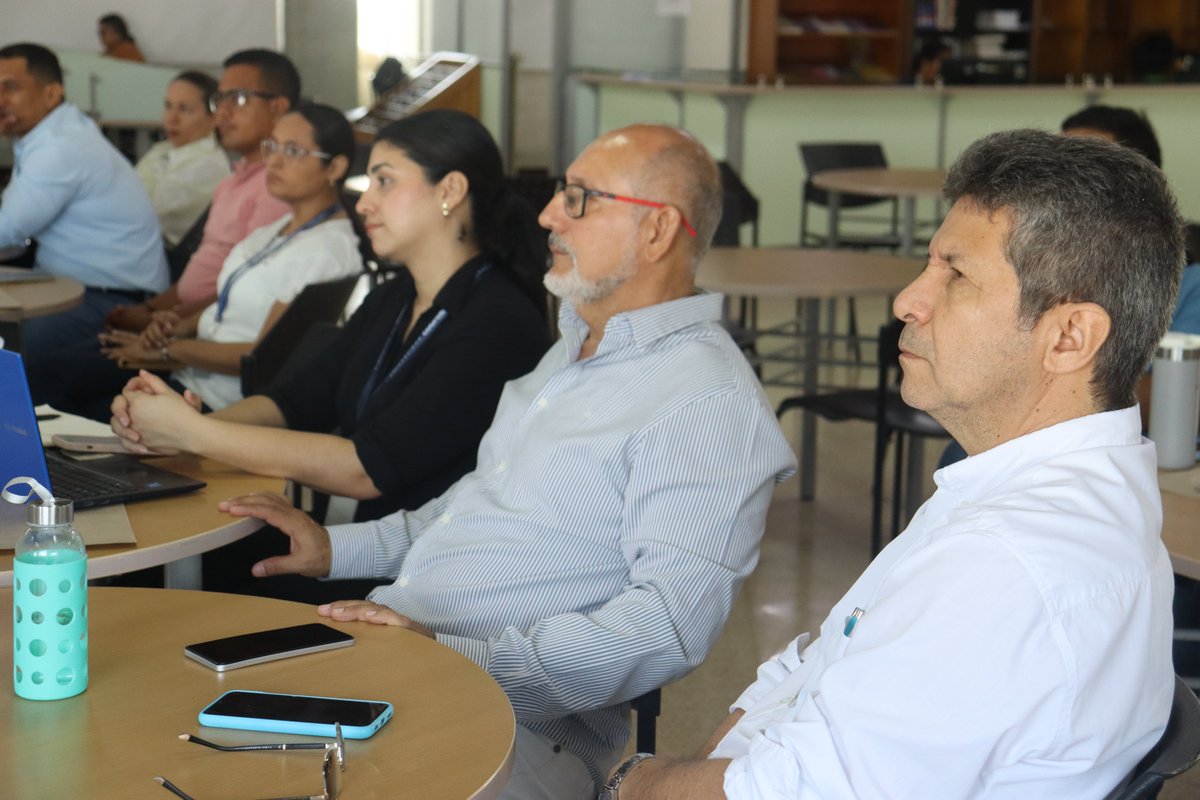 Monteriaucc's tweet photo. En la UCC la Calidad nos Une. Iniciamos los Encuentros por la Calidad para seguir afianzando aspectos clave de la Universidad con miras a la Acreditación Institucional Multicampus. Aquí, el primer encuentro con profesores y profesoras.@UCooperativaCol 
#CulturaDeLaCalidad https://t.co/6PYQYOcU0x