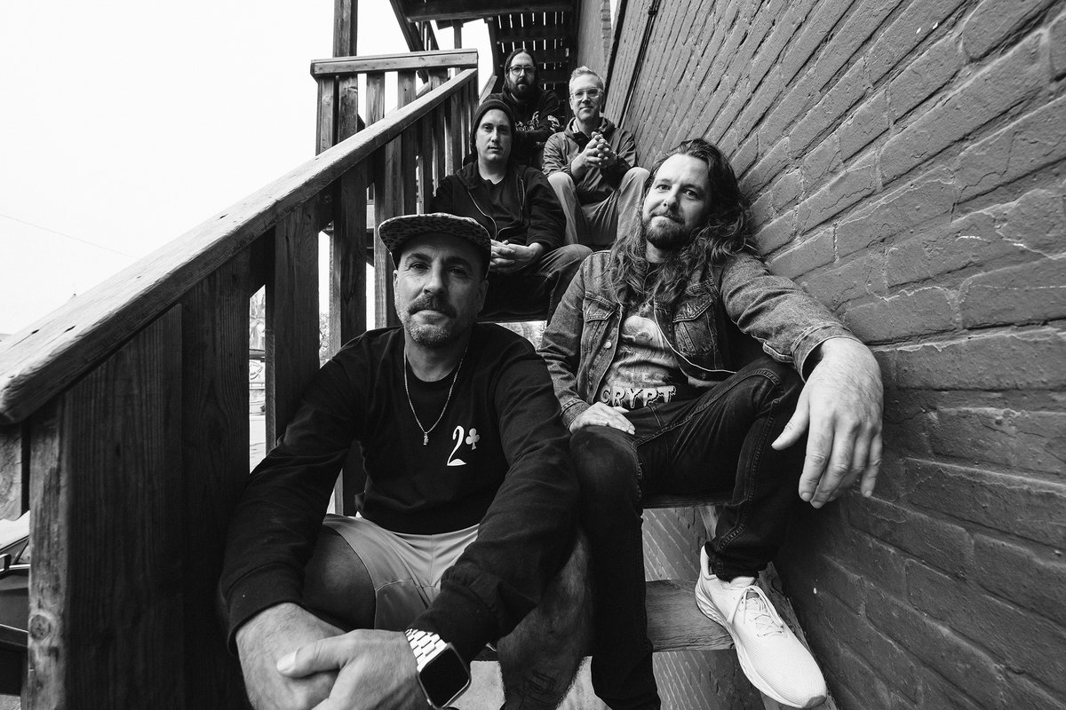 EarsplitPR tweet media