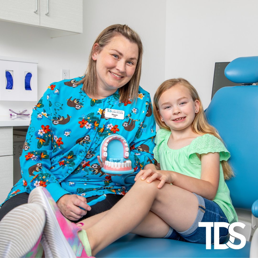 thedentlspec's tweet photo. Dental Assistants play an absolutely vital role in our patient care and we want to take a moment to say THANK YOU!

We appreciate all the hard work you bring to The Dental Specialists day in and day out. Happy Dental Assistant Recognition Week!

#ThankYou #DARW #DentalAssistants https://t.co/qYpoJz37IP