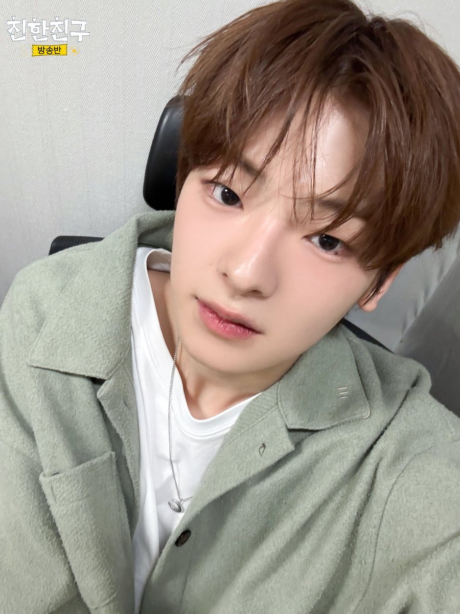 🏫친친방🏫

#친한친구방송반
#최립우 #CHUEILIYU <a href="/cliyu_official/">CHUEI LI YU</a>
#강우진 #KANGWOOJIN <a href="/Xwn__207/">강우진</a>

🐰부디&amp;🐶깡디 2일차 완료!

하루 사이에 이렇게나 성장했다니🥺
복복복 많이 해줘야대...... 내일 밤 10시까지 무한 복복 해줘야대.....🥰