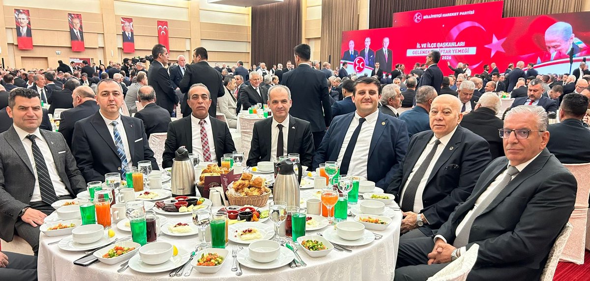 KksalKo13's tweet photo. 📍Ankara

Genel Başkanımız Liderimiz Türkmen Beyimiz  Sayın  Devlet Bahçeli’nin Davetletiyle ;
İl Başkanımız Uç Beyimiz Sayın Veysel Şahin nin Önderliğinde , İlçe Bailanlarımızla Beraber Genel Merkezimizin iftar programındayız.
Var Olsun Teşkilatımız.
MHP Gaziemir İlçe Başkanı Kölsal Koç.