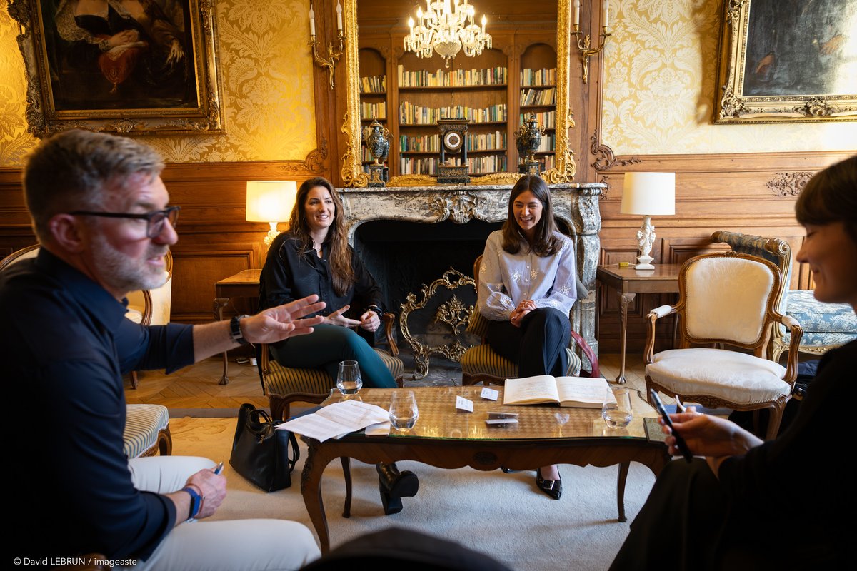 Irish Embassy Paris tweet media