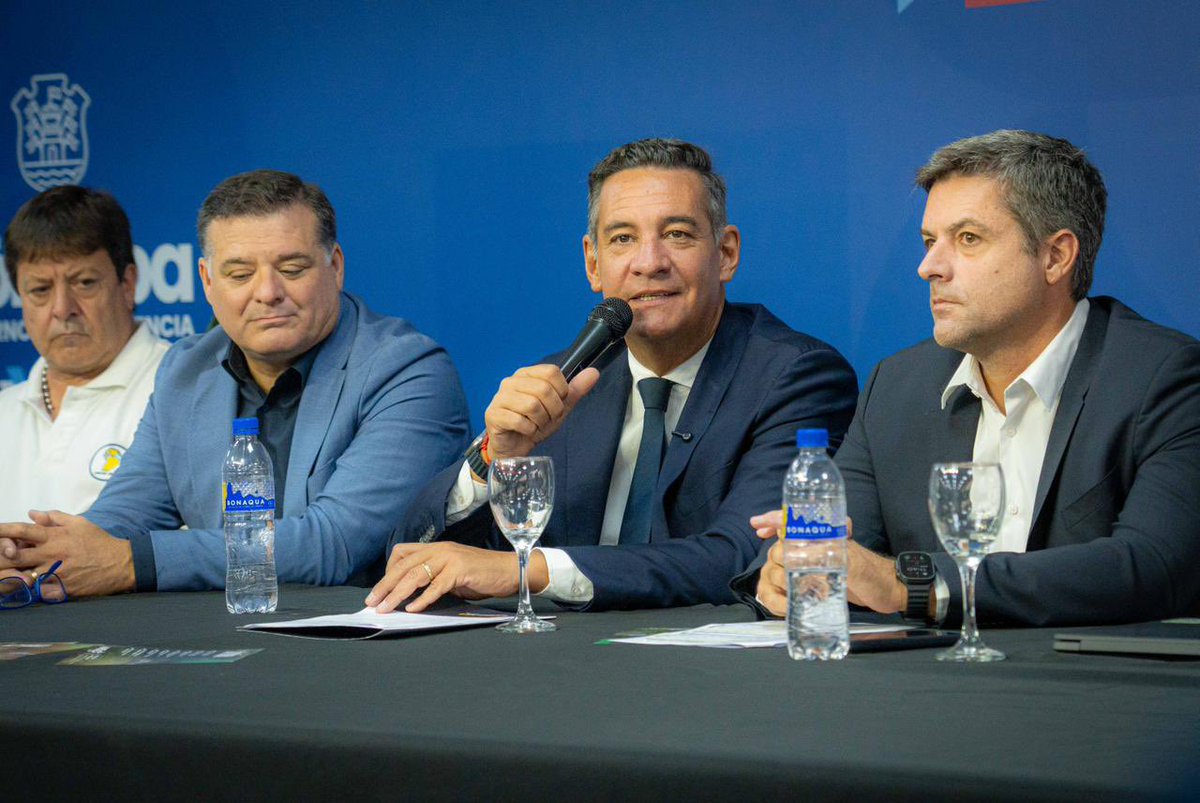 miguelsiciliano's tweet photo. ¡SE VIENE LA TEMPORADA 2026 DEL RALLY CORDOBÉS!

Presentamos la nueva temporada de una de las competencias automovilísticas más importantes del país y que es una marca registrada de nuestra provincia: el #RallyCordobés. El #rally es parte nuestra identidad, pero al mismo tiempo es un gran motor del #Turismo y la #EconomíaNaranja. Son cientos de personas que compiten, trabajan y se ven involucradas a lo largo de las nueve fechas que recorren toda la geografía provincial. #Córdoba sigue yendo para adelante.
