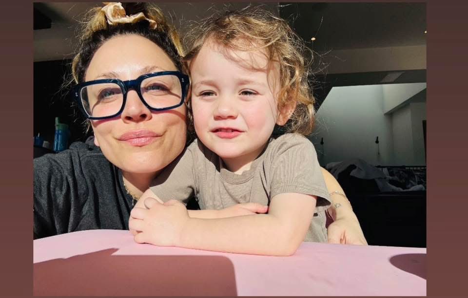 Kaley Christine Cuoco tweet media