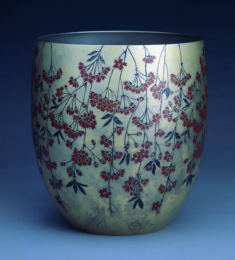 Pickaxe84199830's tweet image. #metalwork #tankin 
Okuyama Hoseki, b. 1937 - Japan 
Damascened metal vase, Miyabi, 2011