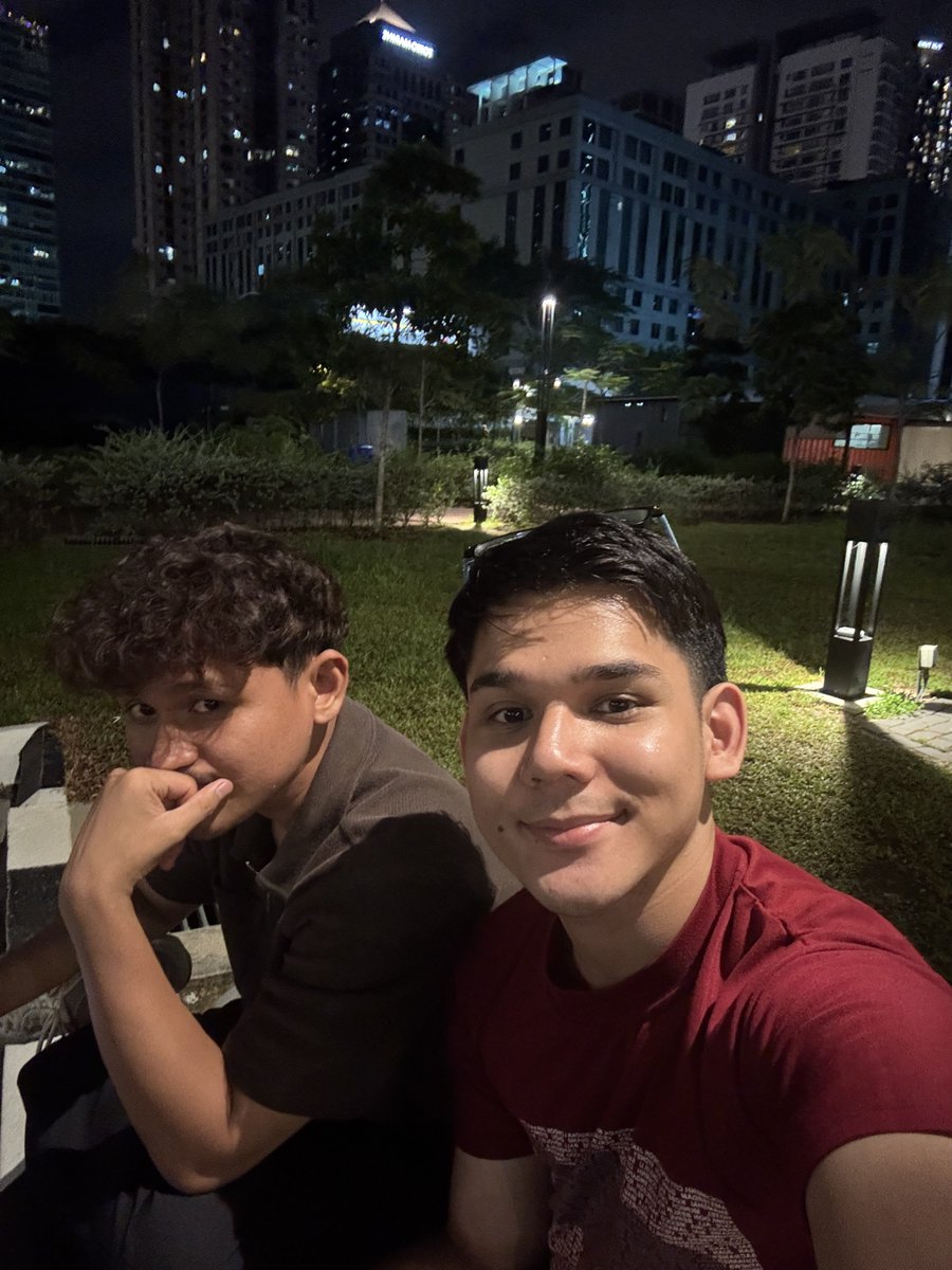 syedaaliff's tweet photo. 🦁🦁 https://t.co/B77TtWiF9K