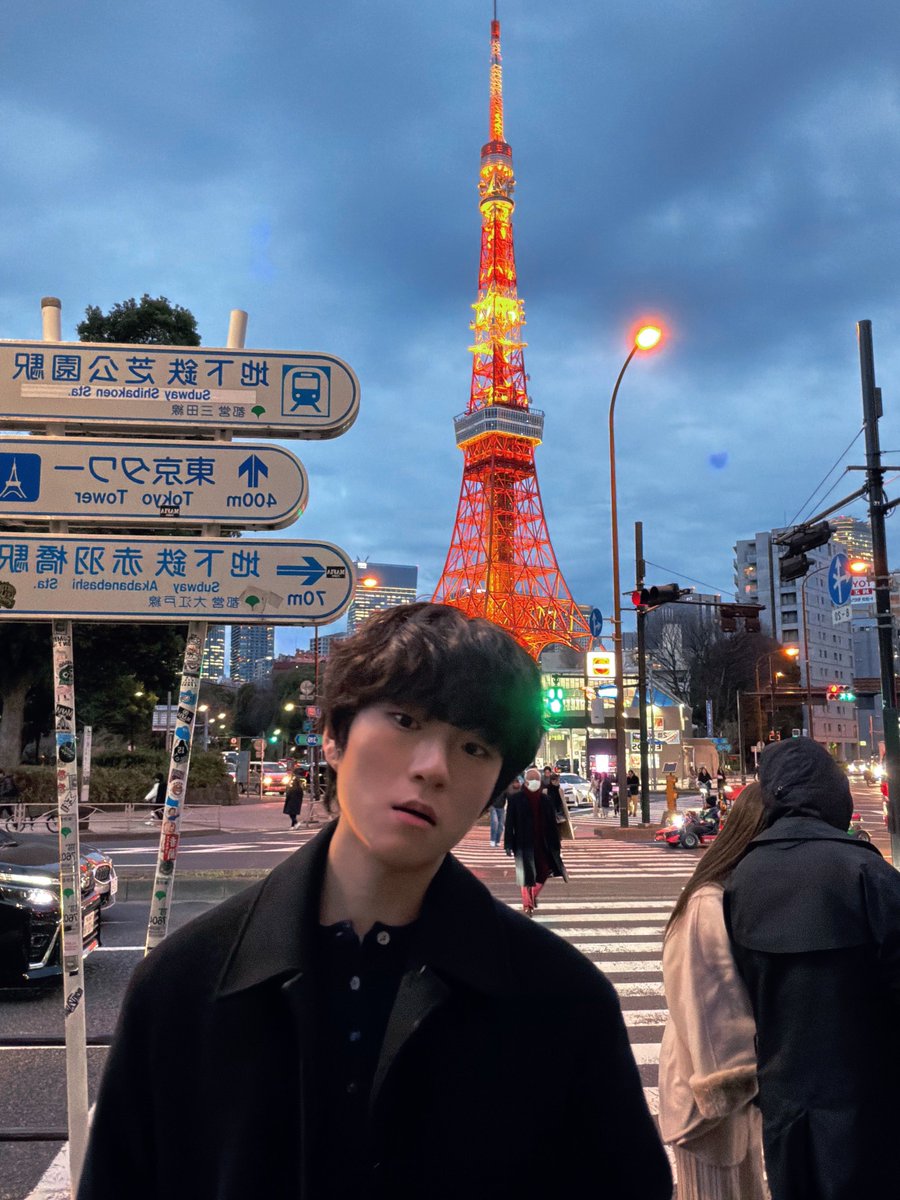 코이 tweet media